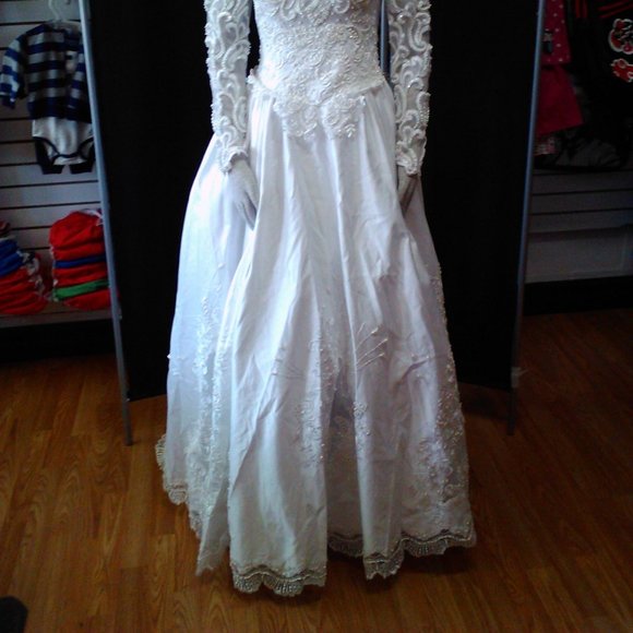 Satin and Lace Long Sleeve Wedding Dress with 6ft Train Beaded Lace Bodice - Picture 8 of 8